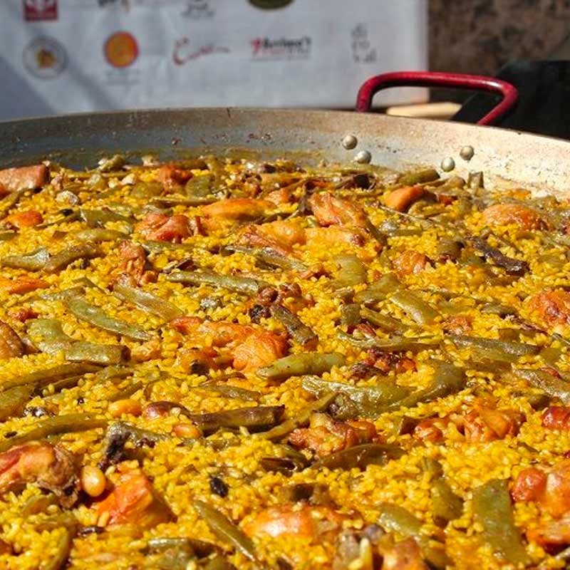 Show cooking paella 1